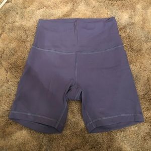 Lululemon wunder train 6 inch shorts size 6